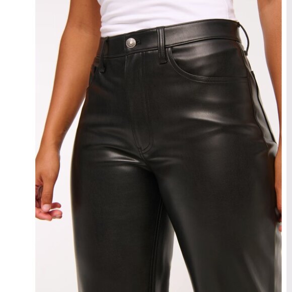 Abercrombie & Fitch  High Rise 90s Relaxed Vegan Leather Pant (Size 29) - Picture 5 of 8